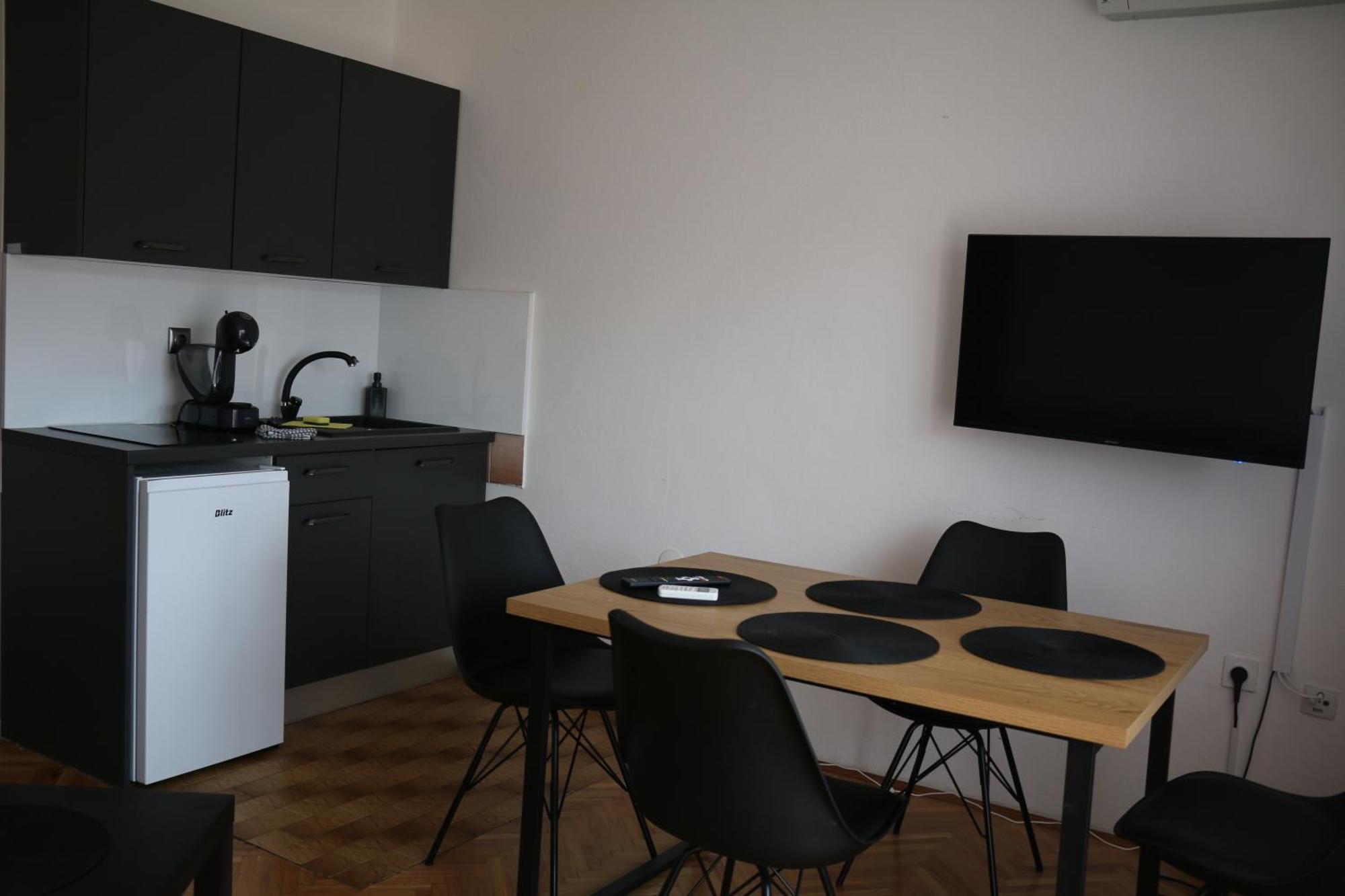 Apartmani Suhi Brod メドゥリン エクステリア 写真