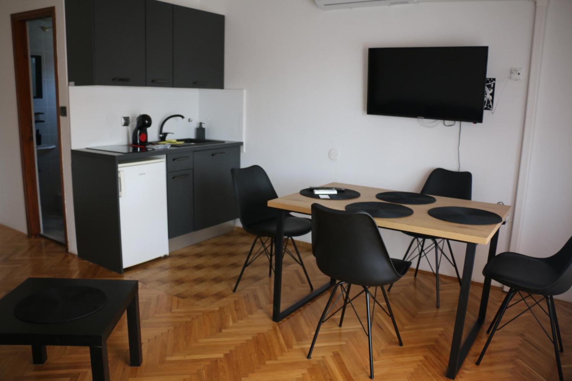 Apartmani Suhi Brod メドゥリン エクステリア 写真